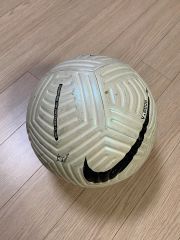 貴重 新品未開封ビニール付き NIKE FLIGHT 5号球 サッカーボール