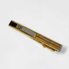 GIVENCHY ジバンシー ネクタイピン シルバー ゴールド カラー コンビカラー ロゴ刻印 ビジネスマン スーツ小物 フォーマル アクセサリー 高級感 ブランドアイテム メンズ おしゃれ 人気 プレゼント 正規品 01EC-0015