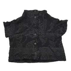 me ISSEY MIYAKE ミー イッセイミヤケ デザイン総柄 コットン/ポリウレタン フレンチスリーブ カリフラワー シャツ ブラック S2604-k084NPのサムネイル