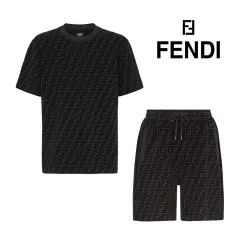 FENDI フェンディ ブラック ピケ セットアップ (Tシャツ & パンツ)のサムネイル