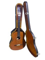 [As-is condition] Rare Classical Guitar, Hand Made in Nagoya, by Hirate Musical Instruments Factory, Junior Hirate
