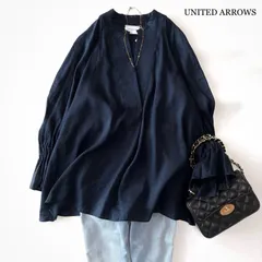 ✨タグ付✨ 26SS　UNITED ARROWS ラミー ブラウス / ネイビー フリーサイズ / 今期モデル スキッパー Ｖネック 春夏 ウォッシャブル ユナイテッドアローズ スキッパーブラウス 麻素材のサムネイル