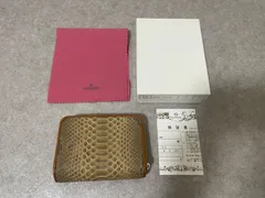 ★セレンシー　二つ折り財布のサムネイル