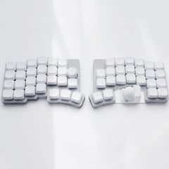 左右分割キーボードFrostOrtho（snow white) - メルカリ