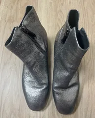 【225438】Bruno Premi ブルーノプレミ  ショートブーツ　サイドジップ　レザー　アウトソール約24.7cm  ・ メタリックシルバーのサムネイル