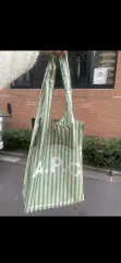 A.P.C. アーペーセー リサイクリング エコバッグのサムネイル