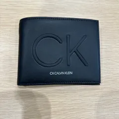 CK CALVIN KLEIN（シーケーカルバンクライン） ブラック 二つ折り財布のサムネイル