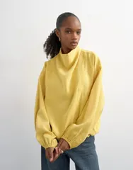 トップショップ レディース トップス タンクトップ Topshop seam detail cuffed long sleeve top in yellow イエローのサムネイル