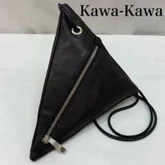 カワカワ ピラミッド ポシェット ジップ ハトメ レザー 手持ち 肩掛け 斜め掛け 3WAY ショルダーバッグ レディース - ISItems【USED】【古着】【中古】50165359のサムネイル