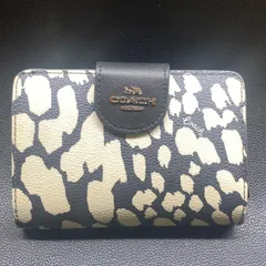 コーチ　coach  二つ折財布　アニマルプリント　ホワイト　ブラック　レオパード　　ファスナー　レディースのサムネイル