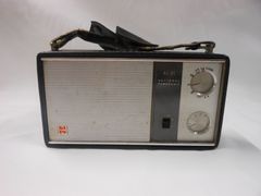 昭和レトロ 希少 SANYO Cadnicaトランジスターラジオ 7C-615 - メルカリ