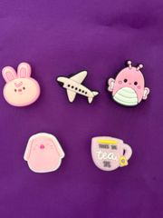 お洒落★新品 ピンク サンダル クロックス アクセサリー ジビッツ シューズチャーム 5点