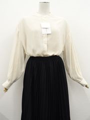 訳あり未使用品 クラシカルエルフ classical elf 長袖 ブラウス M アイボリー メール便可 中古