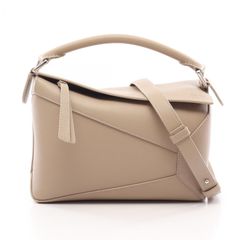 【新品未使用】エルメス トライアングル Bouclerie Moderne エルメス Bouclerie Moderne en Casaques giant triangle スカーフ