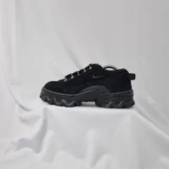 2026年最新】nike lahar lowの人気アイテム - メルカリ