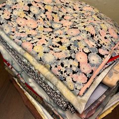 まとめ売り】正絹大島紬7枚 リメイク素材 ハンドメイド向け - メルカリ