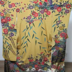 振袖 着物 正絹 黄色 花 華やか 成人式 フォーマル 昭和レトロ 中古品 管理番号KKVCH29