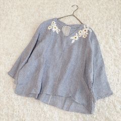 ビアズリー BEARDSLEY フラワー刺繍 リネンブラウス 刺繍 リネン 麻 