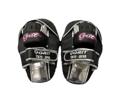 GRIT LONG FOCUS MITTS 左右セット - メルカリ