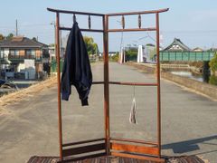 鎌倉彫 衣桁 衣紋掛け 着物掛け・洋服掛け レトロ家具 和風インテリア