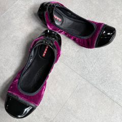 美品 GUCCI ピアス マザーオブパールフラワー ホワイト シルバー Ag925