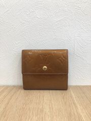 LOUIS VUITTON　ルイヴィトン　モノグラム ヴェルニ ポルト・モネ・ビエ・カルト・クレディ