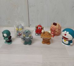 大和銀行☆ウルトラマン☆ピグモン☆カネゴン☆バルタン星人貯金箱