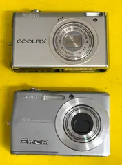 Nikon COOLPIX CASIO EXILIM 2台セット Nikon COOLPIX CASIO EXILIM 2台セット Nikon COOLPIX CASIO EXILIM 2