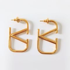 ✨ヴァレンティノ✨ VALENTINO ピアス Vロゴ シグネチャー ゴールド