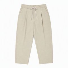 GU ジーユー ベージュ テーパードパンツ M UNIQLO風