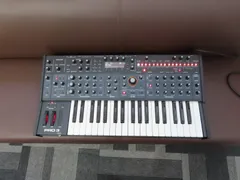 Sequential Pro3 アナログシンセサイザー
