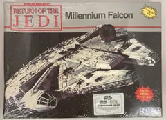 MPC SCALE MODEL KIT MILLENNIUM FALCON 8917