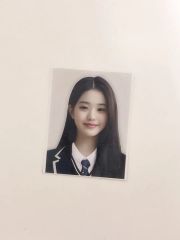 IZ*ONE ウォニョン ive 証明写真 - メルカリ