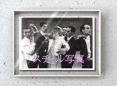 f『モード・イン・フランス』映画劇場宣伝用正規オリジナルスチール写真　fu004283　ウィリアム・クライン セルジュ・ゲンズブール ジャン＝ポール・ゴルチエ クロード・モンタナ カール・ラガーフェルド