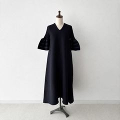美品☆CFCL シーエフシーエル ベルスリーブフレアドレス3 - メルカリ