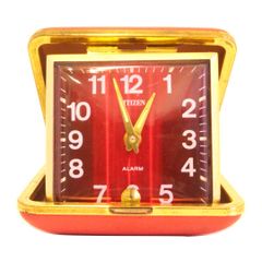 ★【Citizen/シチズン】　時計　折りたたみ式時計　目覚まし時計／アラームクロック　トラベルクロック　ジャンク品　赤　インテリア　コレクション