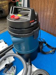 東芝 乾湿両用集塵機（業務用掃除機）V-6MA - メルカリ