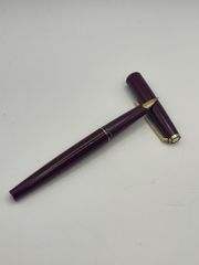 18K・希少ボルドー】モンブラン 万年筆 クラシック 750 18K・希少