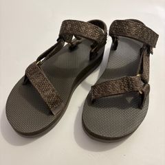 〇Teva テバ　ミッドフォーム ユニバーサル　ラメストラップサンダル　スポーツサンダル　ダークグレー　足首・甲のマジックテープでサイズ調節可　サイズ22　S/N 1090969【中古】 Bランク　0826-9