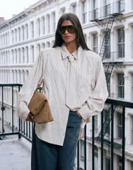 ライオネス レディース トップス シャツ コットン チェルシー Lioness exclusive Chelsea cotton blend oversized shoulder padetailin