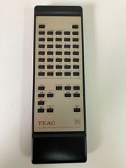 TEAC CDプレーヤー用リモコン RC-657/ VRDS-25XS用 - メルカリ