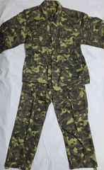ロシア軍 実物 VKBO レイヤー2 冬用 アンダーウェア 48-3/4 ロシア軍 新品 実物 BTK製 VKBO レイヤー8 冬用 防寒着 52-4 - メルカリ