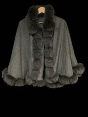 美品】SAGA FURS/カシミヤ ブルーフォックス レッキス/ポンチョ - メルカリ