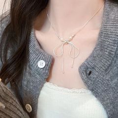 リボンネックレスレディース華奢チョーカー 細めチェーンネックレス 大人上品ドレスアクセ韓国風 ジュエリーパール調ワンポイントアクセ スネークチェーン フェミニンオシャレ