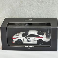 1/43 特注 スパーク ポルシェ 911 992.2 スピリット70 ブルー - メルカリ