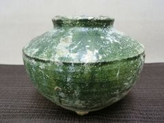 お値下げ中 発掘品 中国古玩 後漢 一世紀頃 銀化小壺 緑釉 - メルカリ