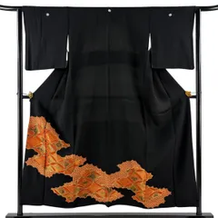 黒留袖 身丈152cm 裄丈63cm S 袷 七宝 逆さ雲取り 金糸 金彩 黒 正絹 優品 【中古】