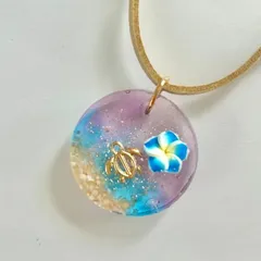 ハンドメイドネックレス　レジン　ホヌ　プルメリア　星の砂