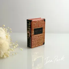 グリモワール　魔導書　本のフェーヴ　フェーブ　フランス製　ミニチュア　陶器　雑貨　置物