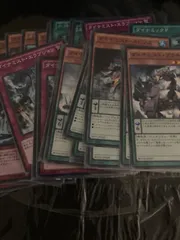 1,構築済みダイナミストデッキ